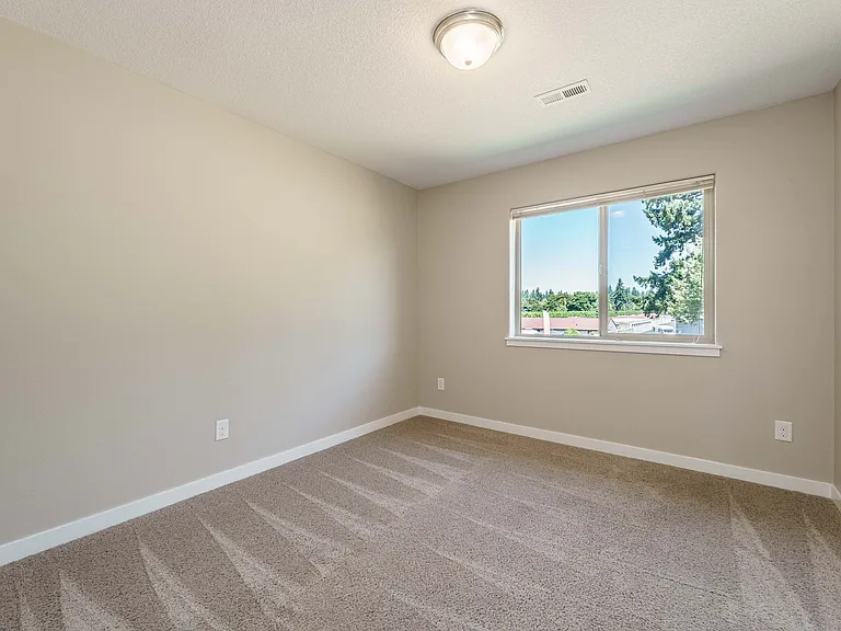836 NE 109th Ct — Photo 29