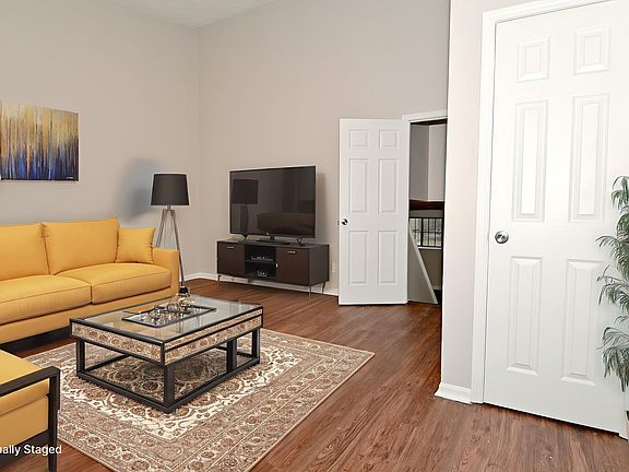2nd image of 4114 Luxembourg Cir E