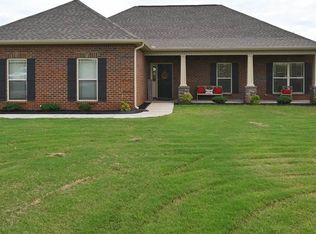 121 Jimmy Fisk Rd, Hazel Green, AL 35750