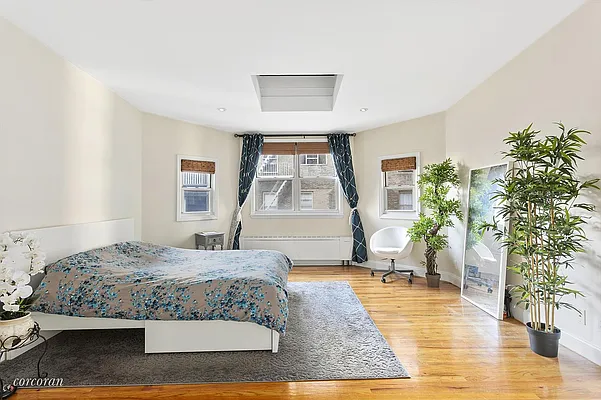 Rented by Corcoran | media 8