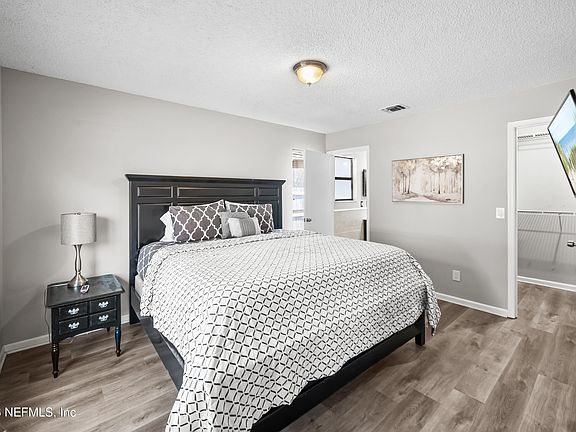 4th image of 5025 FULHAM Road S