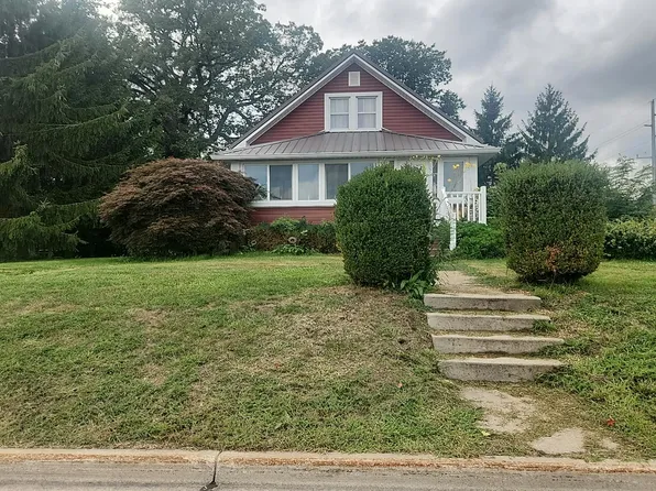 1504 S Riverside Ave, Saint Clair, MI 48079