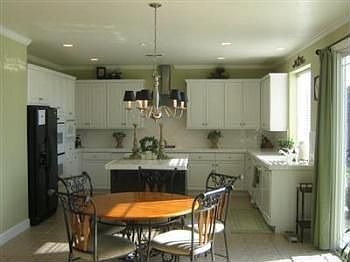 2nd image of 4860 Village Green Dr