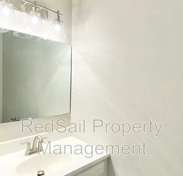 376 Susan Constant Dr — Photo 7