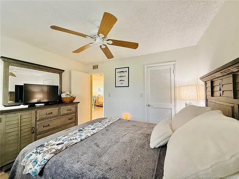 7410 S Ocean Dr #209 — Photo 40