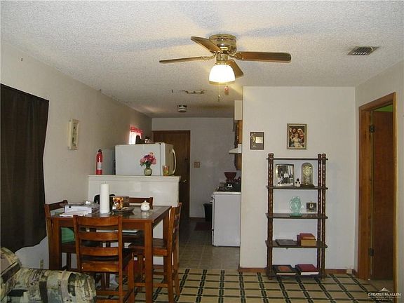 5th image of 1107 E Stubbs St