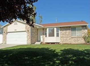 2604 Oquirrh View Dr, Riverton, UT 84065