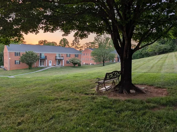 Brandon Point Apartments