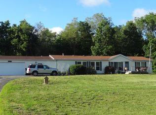 1981 E Division Rd, Reynolds, IN 47980