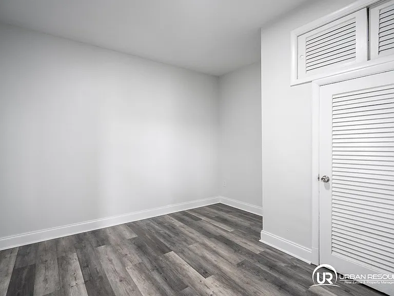 7927 East Dr #260 — Photo 21
