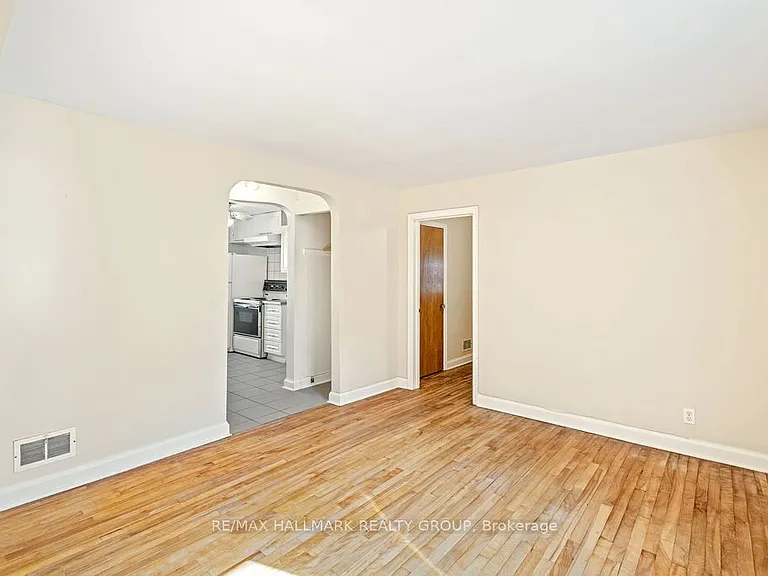 359 Dominion Ave #2 — Photo 11
