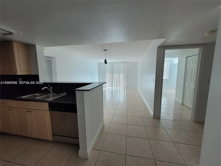 3000 Coral Way #1512 — Photo 3