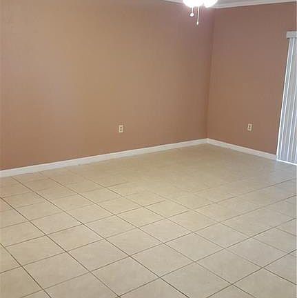 2nd image of 2041 Golfside Village Dr