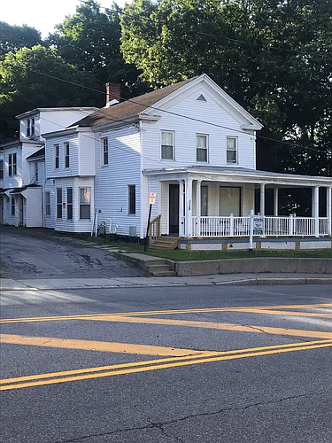 328 Milton Ave Photo 1