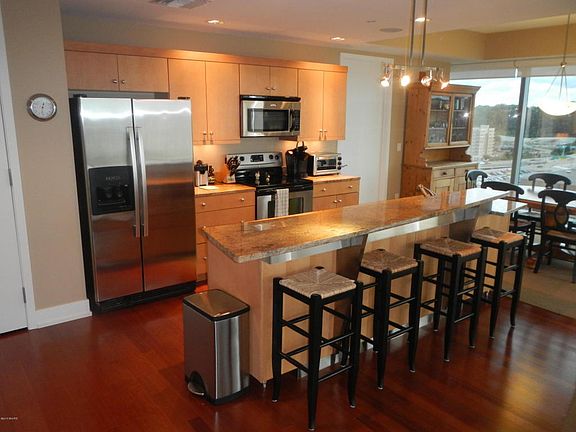 3rd image of 335 Bridge St NW APT 1100