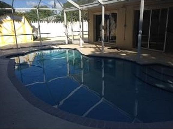 4th image of 9435 Haitian Dr