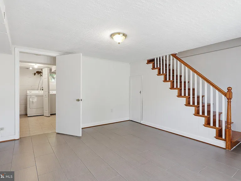 5364 Pooks Hill Rd #301 — Photo 12