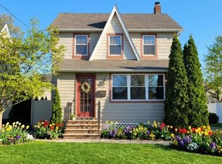 75 Chestnut Ave, Rochelle Park, NJ 07662