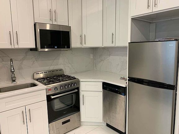 2nd image of 124 E 117th St APT 1J