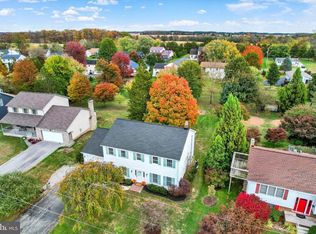 871 Sherman Dr, Gettysburg, PA 17325