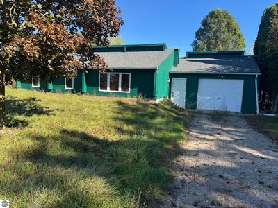 5371 S Crawford Rd, Mount Pleasant, MI, 48858