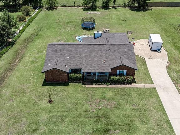 2nd image of 507 La Cresta Dr