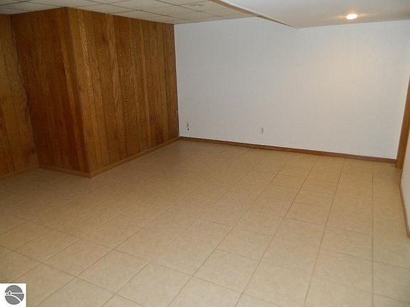 5th image of 1505-1507 Patrick Ct