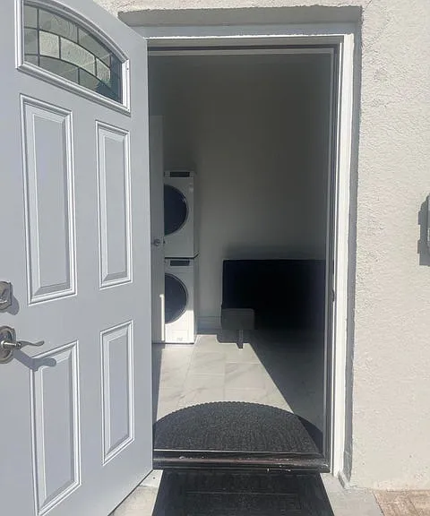 798 SW Abraham Ave #1 — Photo 13