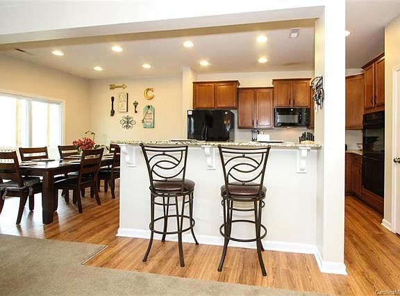 5th image of 10418 Kempsford Dr