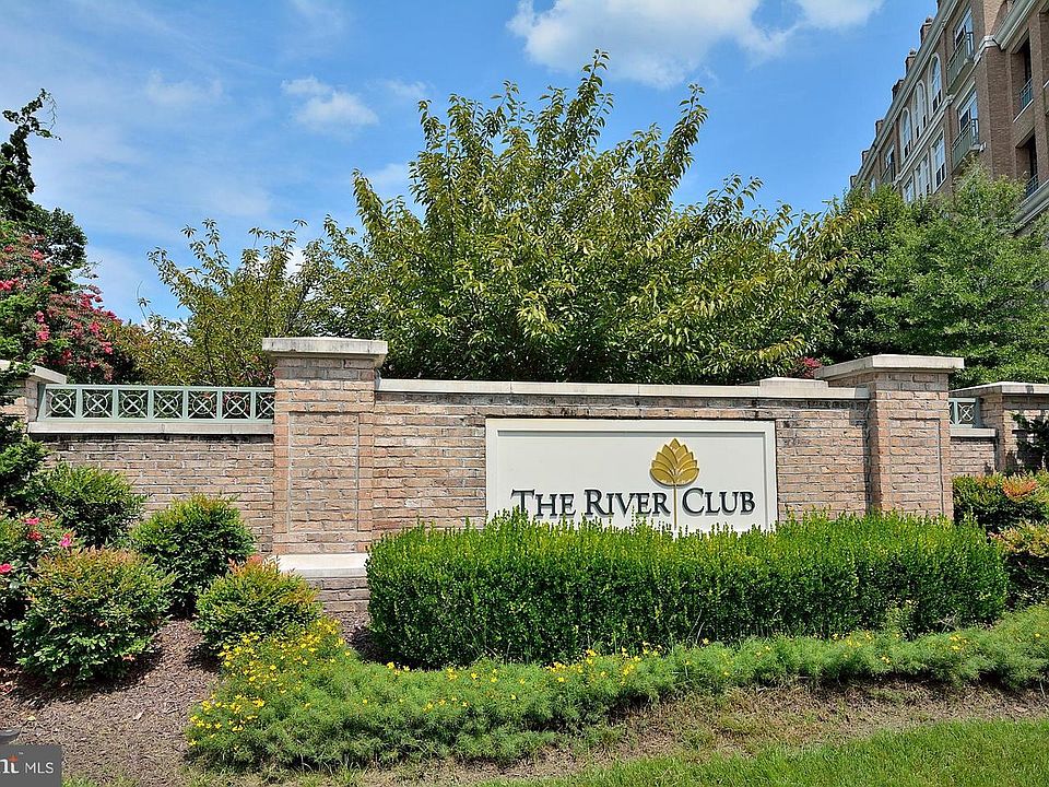 1st image of 820 Belmont Bay Dr APT 101