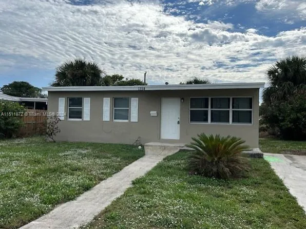 1354 11th St, West Palm Beach, FL 33401