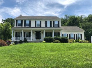 233 Larchmont Ln, West Grove, PA 19390