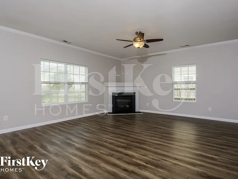 5921 Sandpiper Farm Ln — Photo 2
