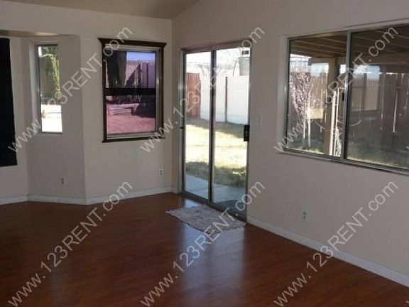 3rd image of 37668 42nd St E