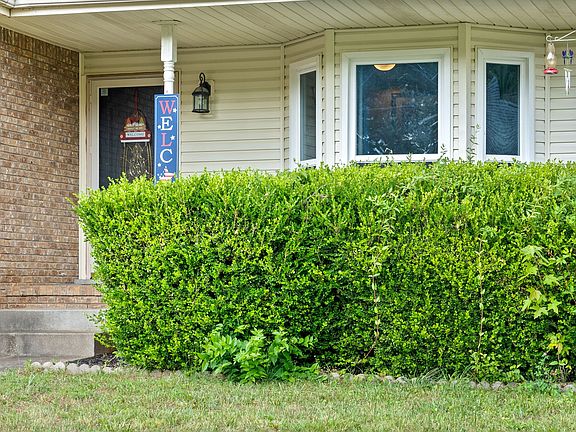 4th image of 1223 Verkler Dr