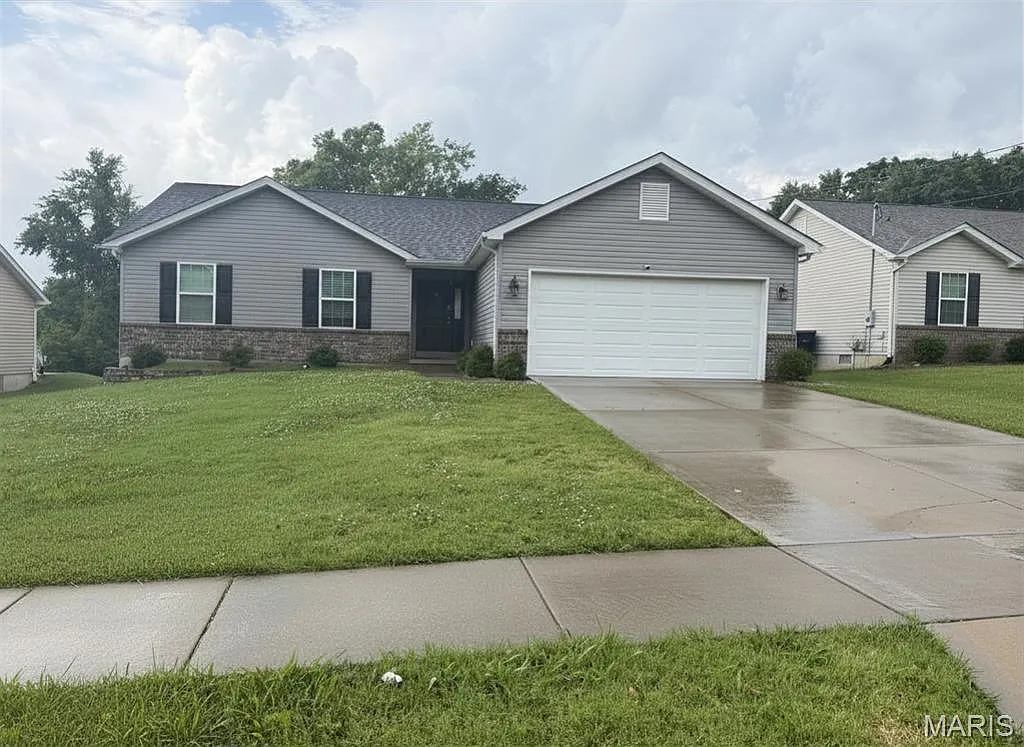 3 bed, 2.0 bath, 1507 sqft, $2,600 — Photo 1