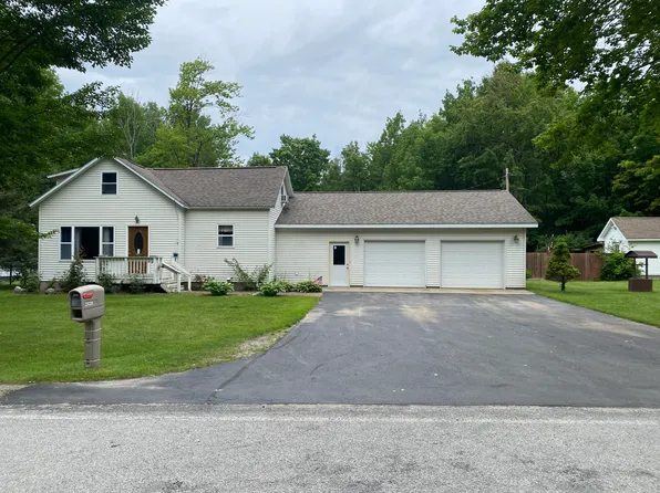 2028 Wenzel Hwy, Rogers City, MI 49779