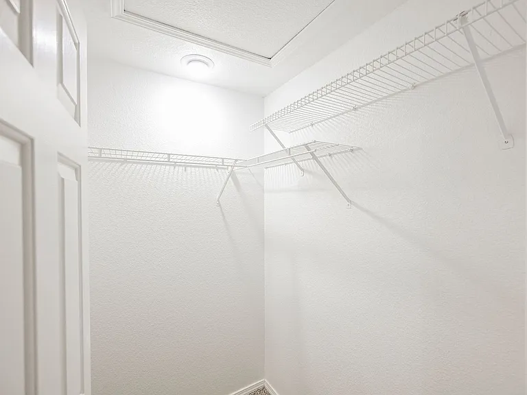 2925 Wigwam Pkwy #124 — Photo 31