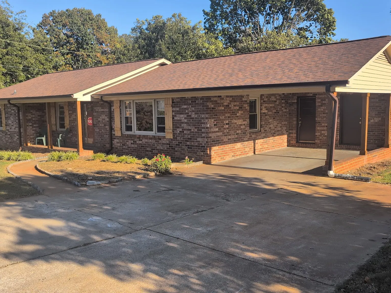 3 bed, 2.0 bath, 1579 sqft, $1,750 — Photo 2