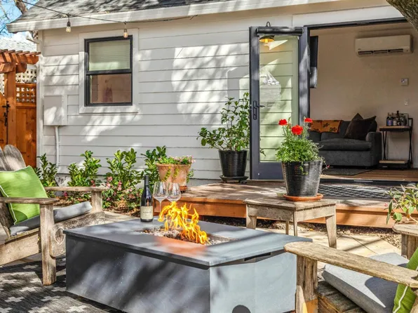 605 Calle Del Monte, Sonoma, CA 95476