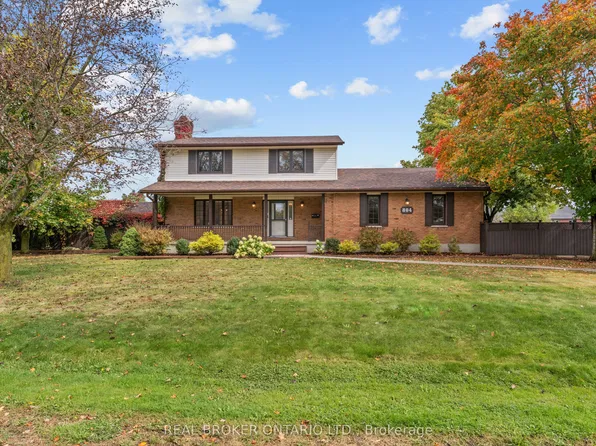 804 Pinewood Dr, Peterborough, ON K9K 1L4