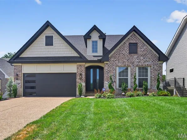 913 Grand Reserve Ct, Chesterfield, MO 63017