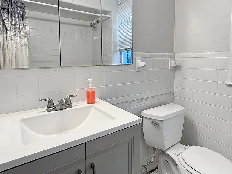 1427 Calvert Ave — Photo 45