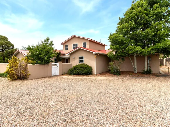 103 Tierra Rica Dr, Santa Fe, NM 87505