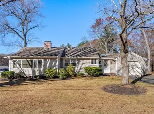 114 E Gooseberry Rd, West Springfield, MA 01089