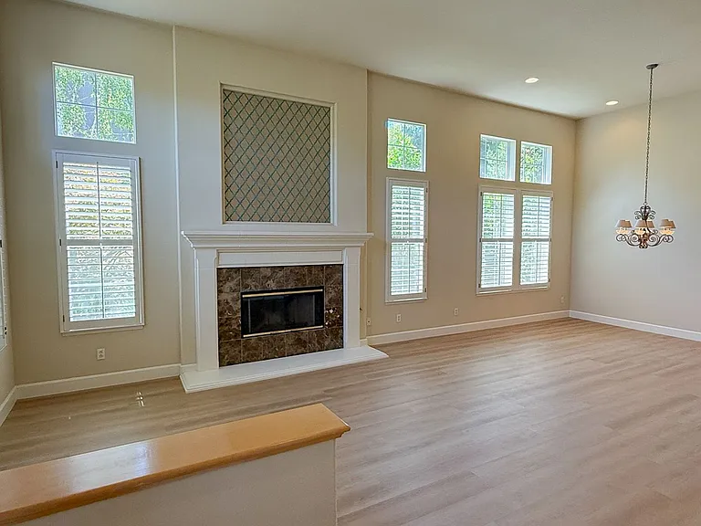 1197 Eagle Valley Ct — Photo 4