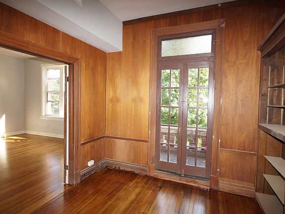 5th image of 3517 Magnolia Ave #F2