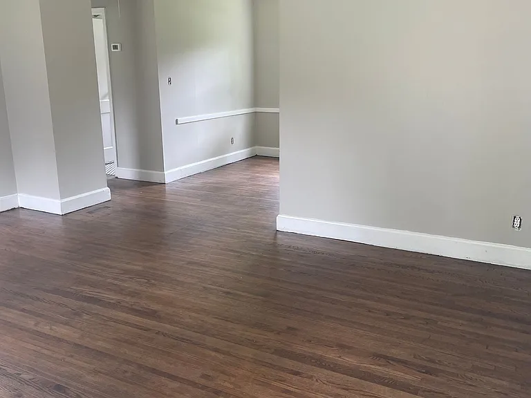 829 Everett Pl — Photo 8