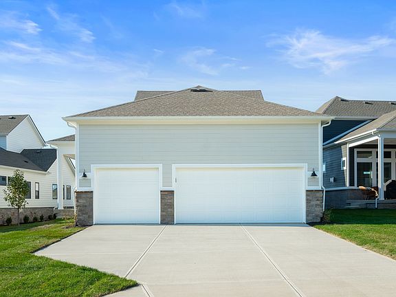 3rd image of 1322 Amberley Way