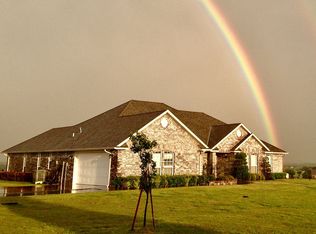 180 NW Bay Dr, Elgin, OK 73538